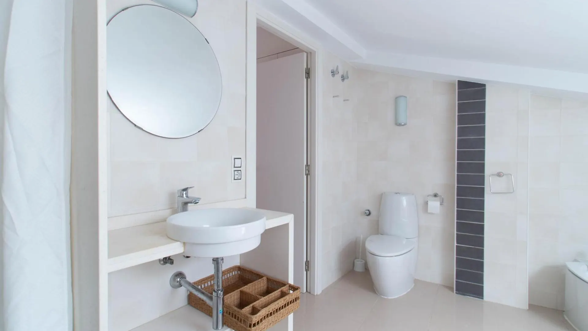 Apartamento Sand Bay Beach Duplex Gerona 0*,  España